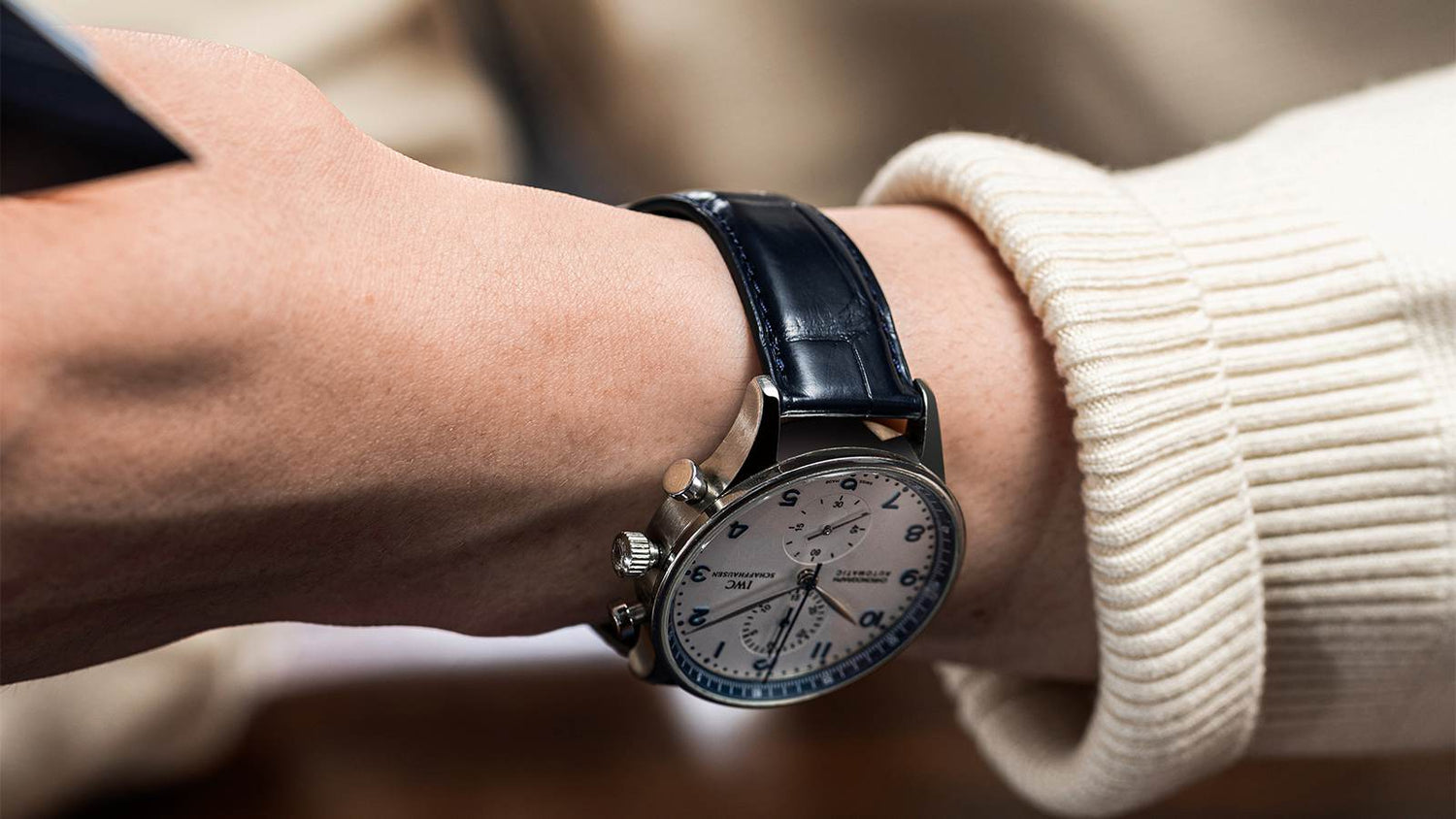 The Best Watch Straps for Formal Occasions vs. Everyday Wear